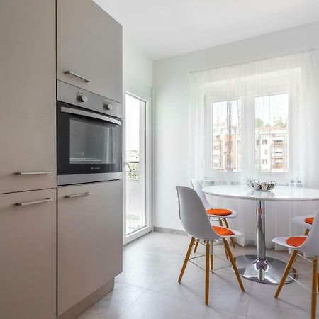 Saten Suite Apartment Near The Beach Poreč Dış mekan fotoğraf