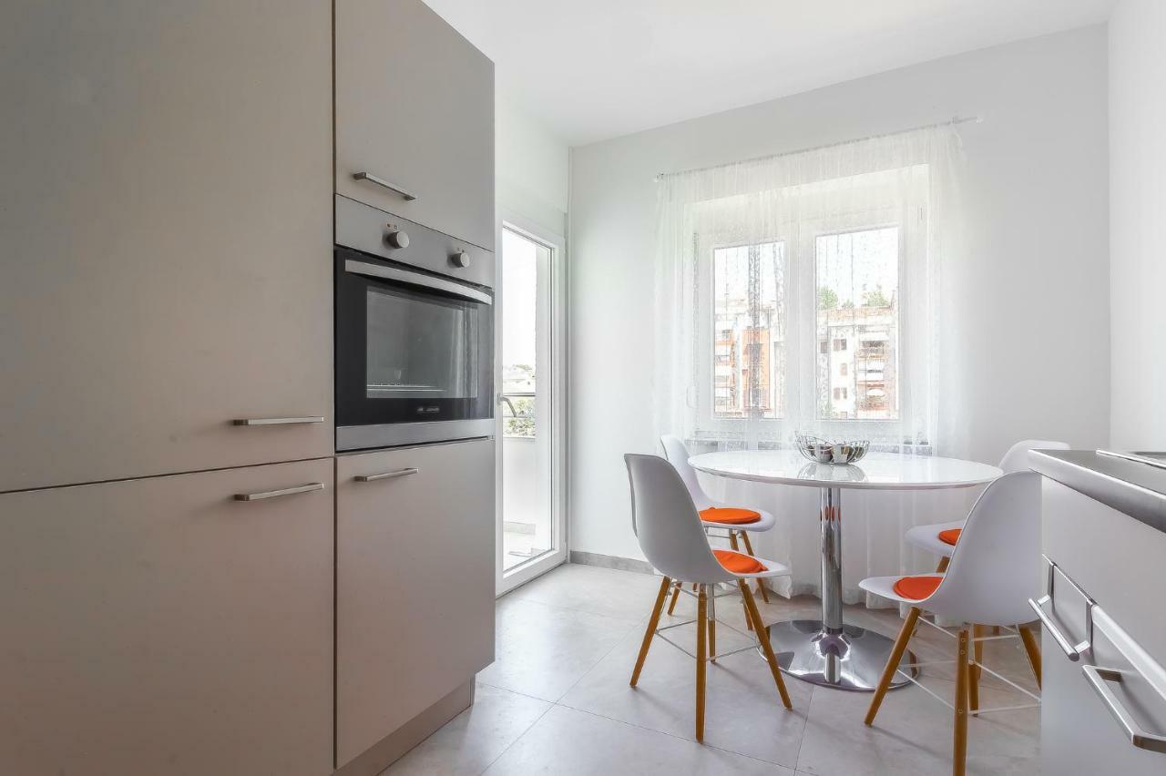 Saten Suite Apartment Near The Beach Poreč Dış mekan fotoğraf